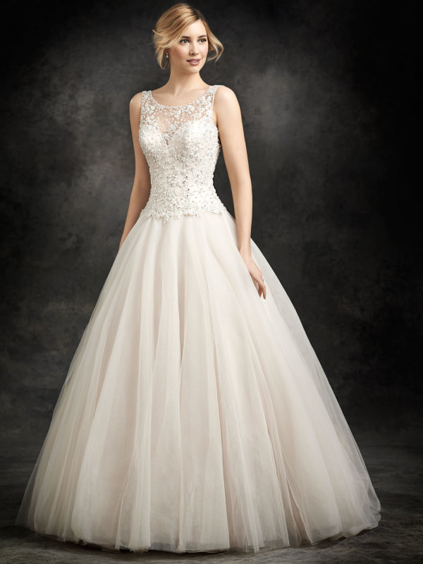 ellla-rosa-wedding-dress-Moscatel-Ottawa-store