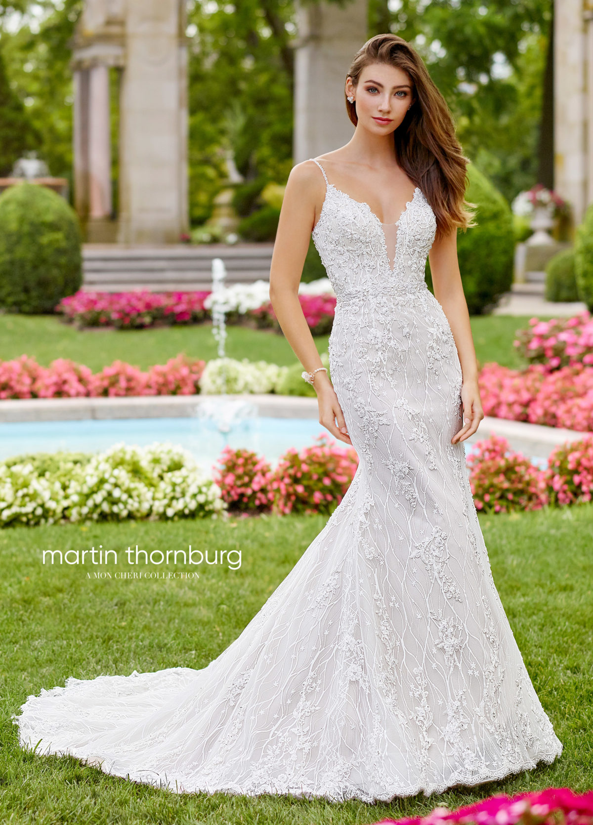 fitted-weddng-dres-Martin-Thornburg-Collection-118252_A